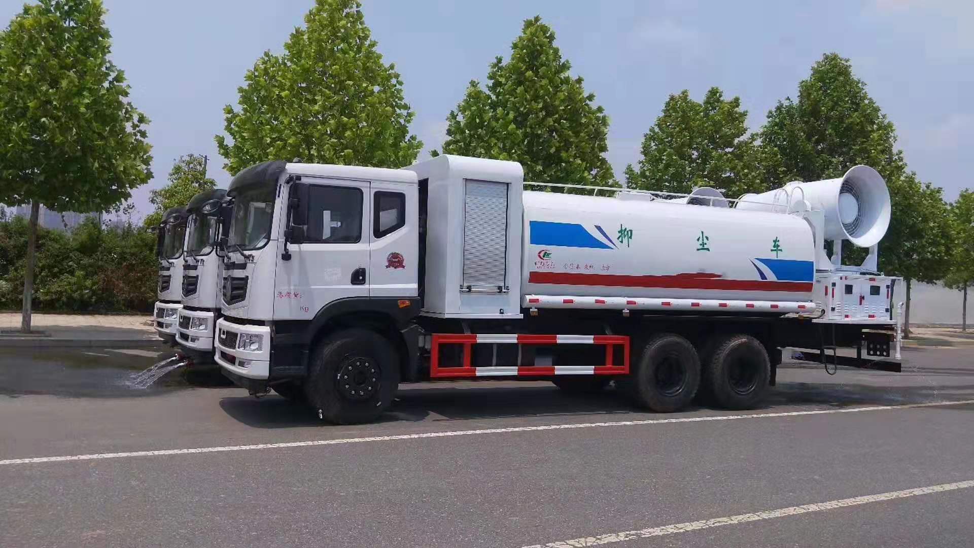 东风多功能抑尘车,腾博会威牌东风后双桥T5抑尘车